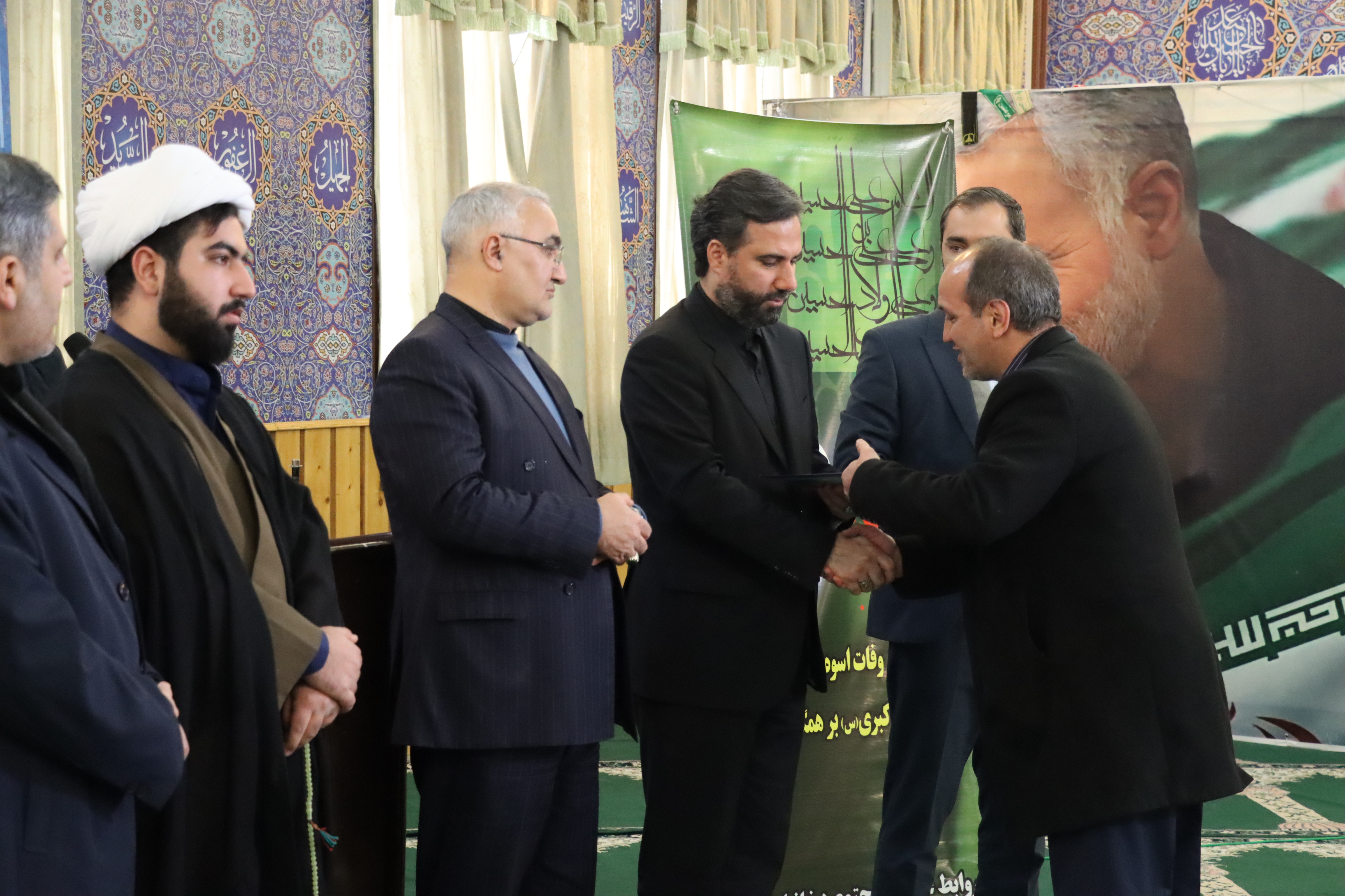 اختتامیه شانزدهمین دوره مسابقات قرآنی کار و تلاش با میزبانی دخانیات ایران