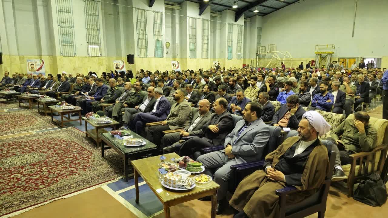 مجتمع دخانیات آذربایجان غربی میزبان یادواره شهدای کارگری استان 
