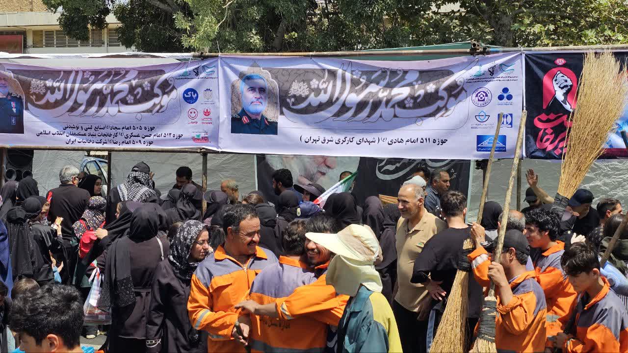 موکب بسیج شرکت دخانیات ایران در مسیر پیاده‌روی جاماندگان اربعین حسینی